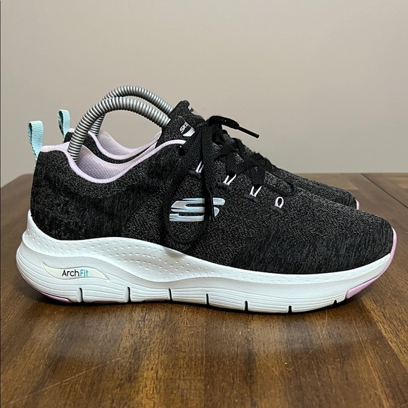 Skechers Shoes - Sketchers Arch Fit Air Cooled Comfy Wave Womens Size 8.5 Black Lavender